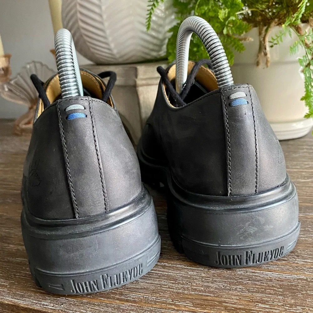 VTG Y2K John Fluevog “Tuesday Everyday Derby” Black Leather Unisex Men 7 Women 9